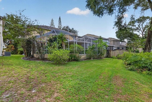 Building Photo - 11115 Avery Oaks Dr