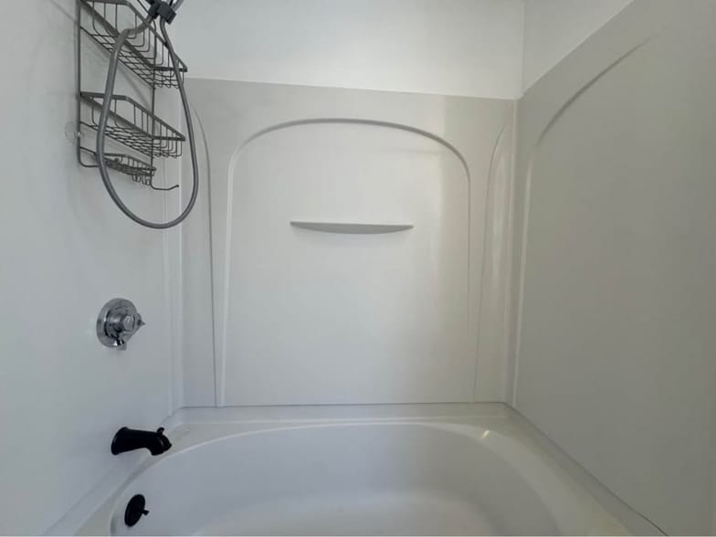 Building Photo - 73 High St