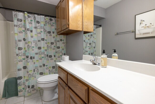 Building Photo - 2524 Coffey Dr