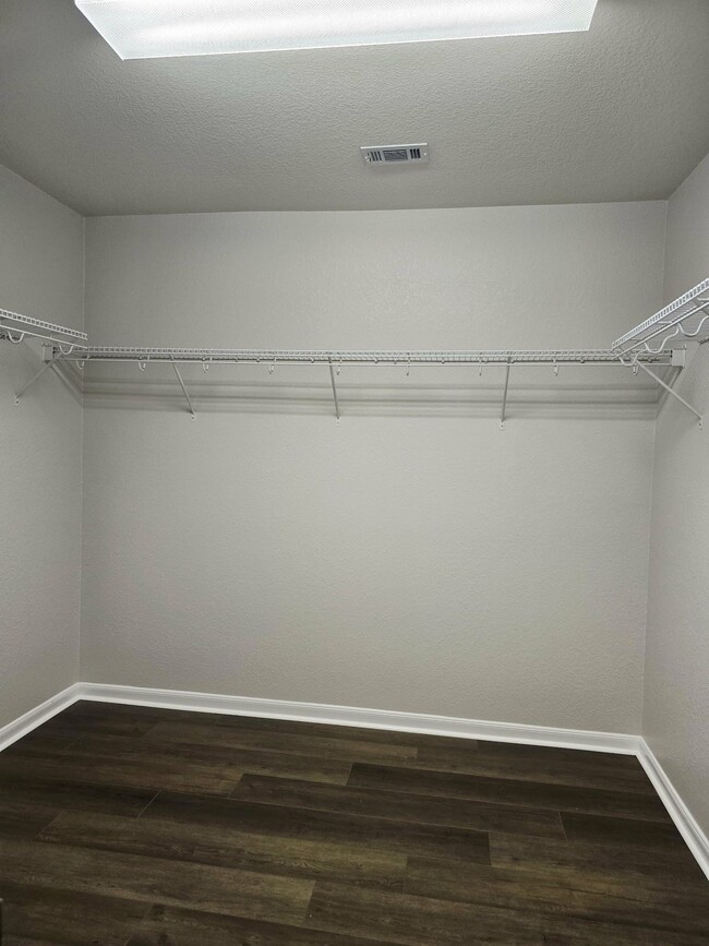 Building Photo - 15618 Sweet Maple Ct