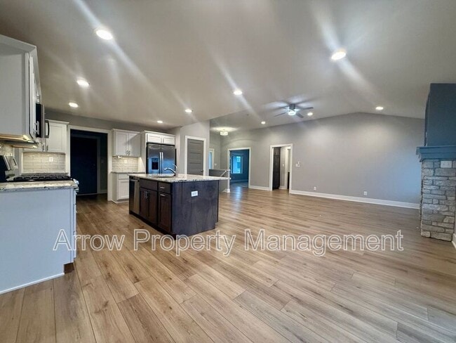 Building Photo - 7810 Patrick Ave