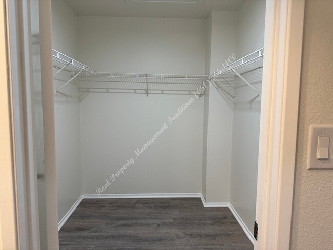 Building Photo - 44514 15th St E