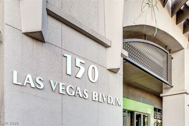 Building Photo - 150 S Las Vegas Blvd