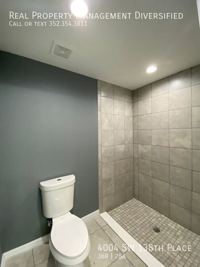 Building Photo - 4004 SW 138th Pl
