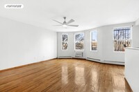 Building Photo - 139 Chester St