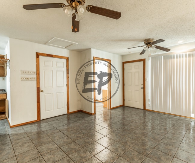 Building Photo - 113 County Rd 1604