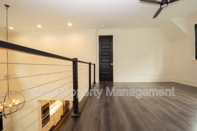 Building Photo - 1 Millington Ct