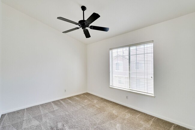 Building Photo - Amazing Floor Plan Multi Level Townhome in North San Jose @ California Northpointe