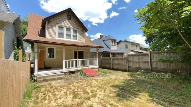 Building Photo - 303 Lexington Ct