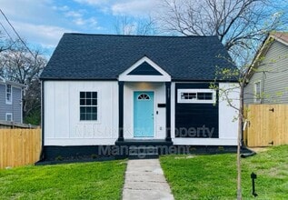 Building Photo - 713 Massey Ave