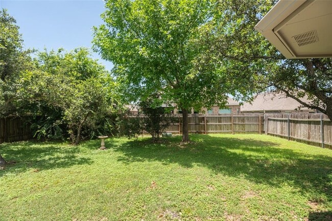 Building Photo - 609 Sunny Brook Dr