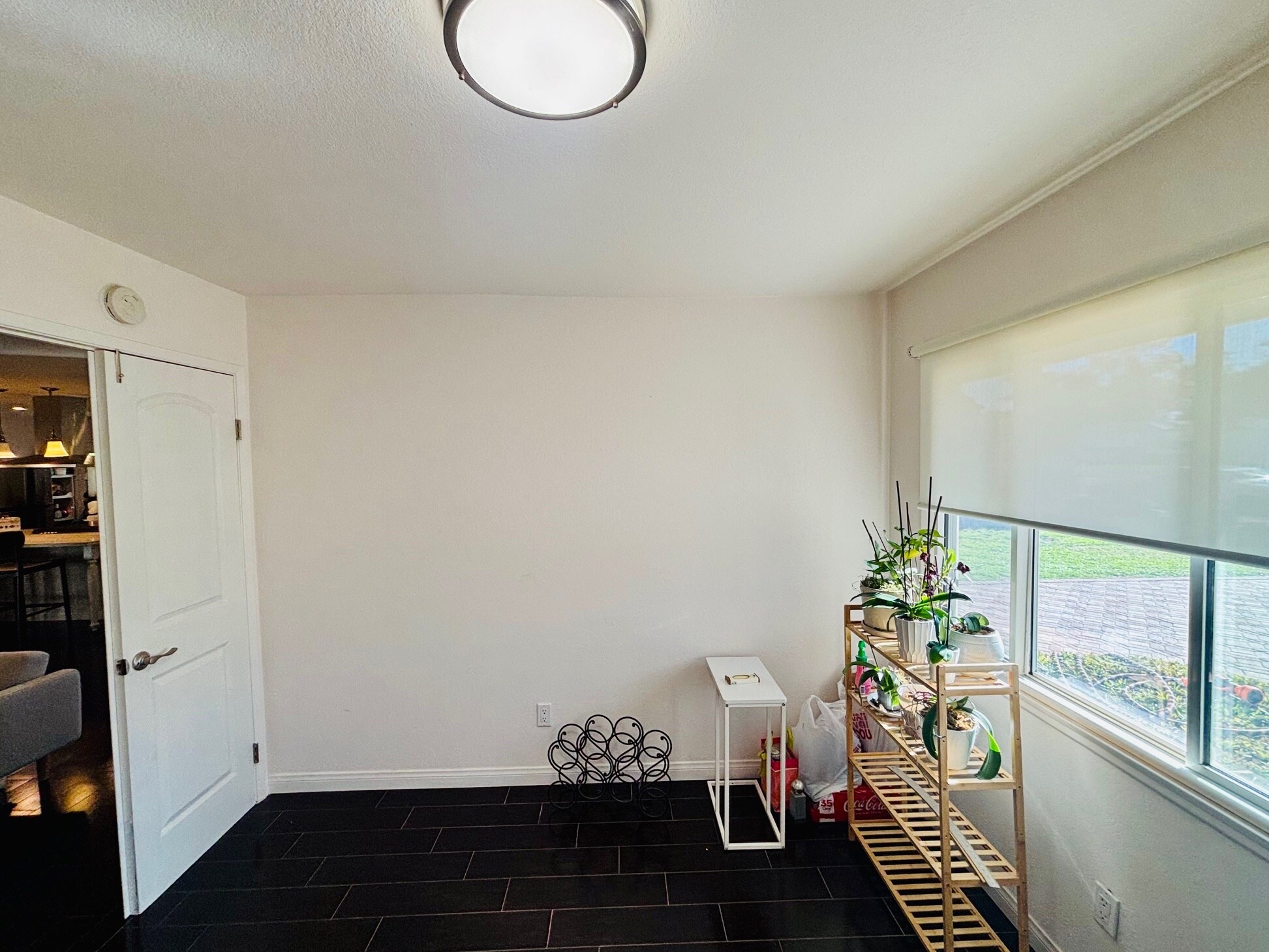 Building Photo - 23813 Calvert St