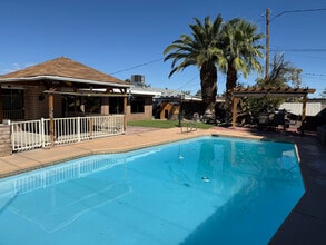 Building Photo - 5905 Fawn Ave