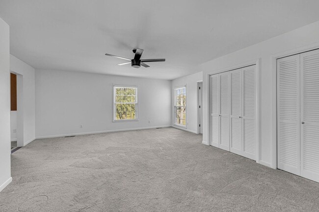 Building Photo - 4861 Bethesda Rd