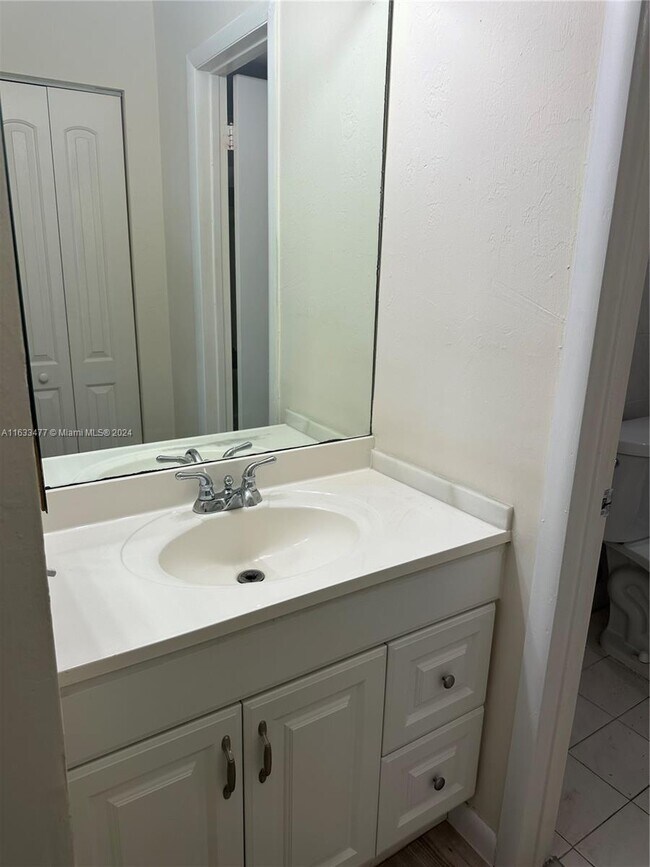 Building Photo - 6575 W 4th Ave