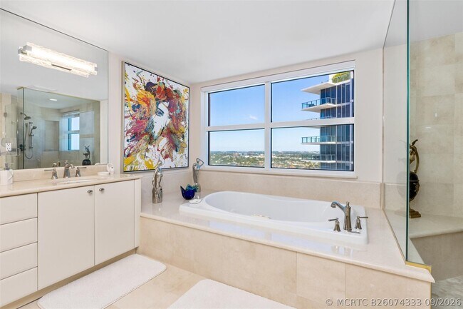 Building Photo - 2110 N Ocean Blvd