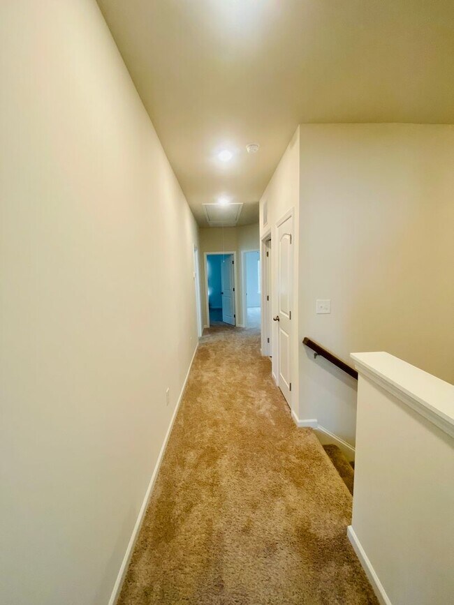 Building Photo - 3BR/2.5BA Townhouse in Matthews.