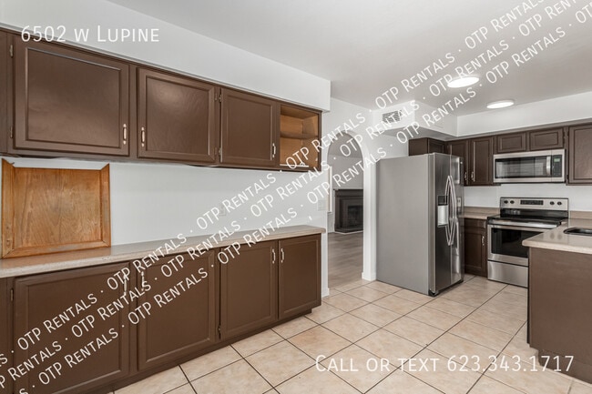 Building Photo - 6502 w Lupine-