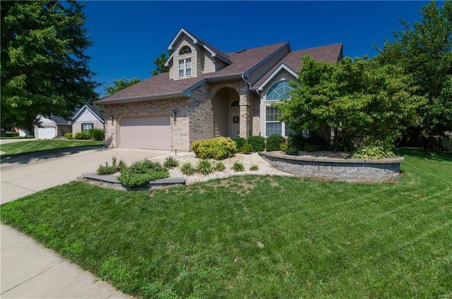 Primary Photo - 1109 Peachtree Ct