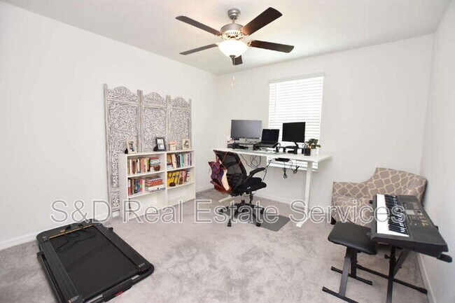 Building Photo - 2767 Red Egret Dr
