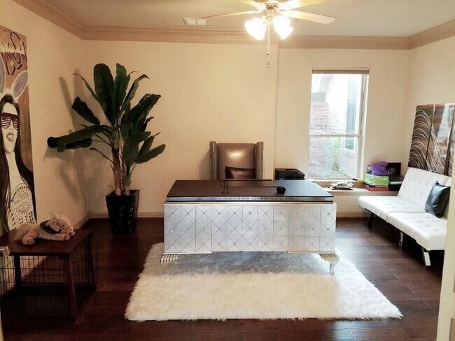 Building Photo - 3810 Rose Grove Ln