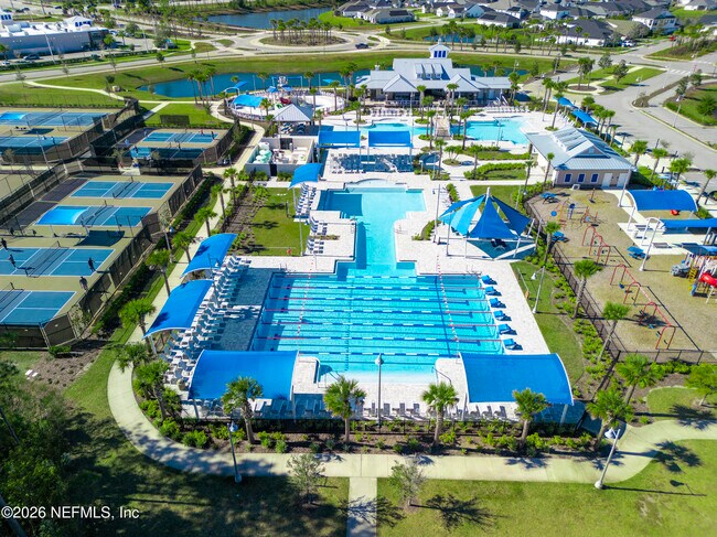 Building Photo - 401 Archstone Wy