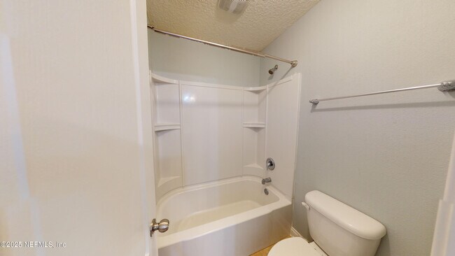 Building Photo - 2588 Cody Dr