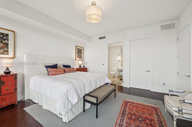 Building Photo - 9705 Collins Ave