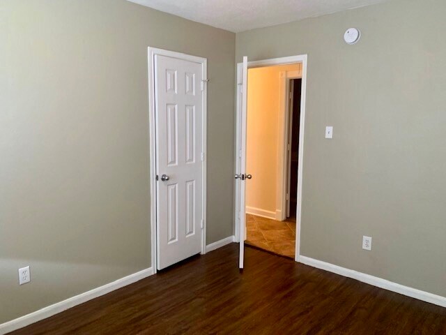 Building Photo - 2710 Fox Pitt Rd