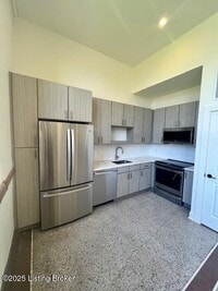 Building Photo - 1810 Sils Ave