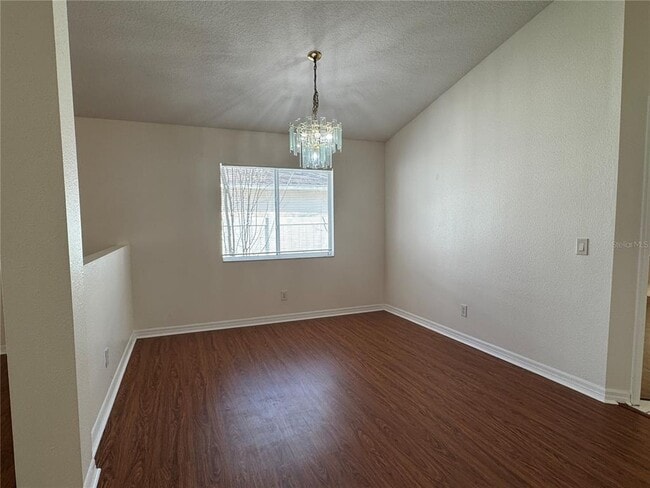 Building Photo - 210 Chardonnay Pl