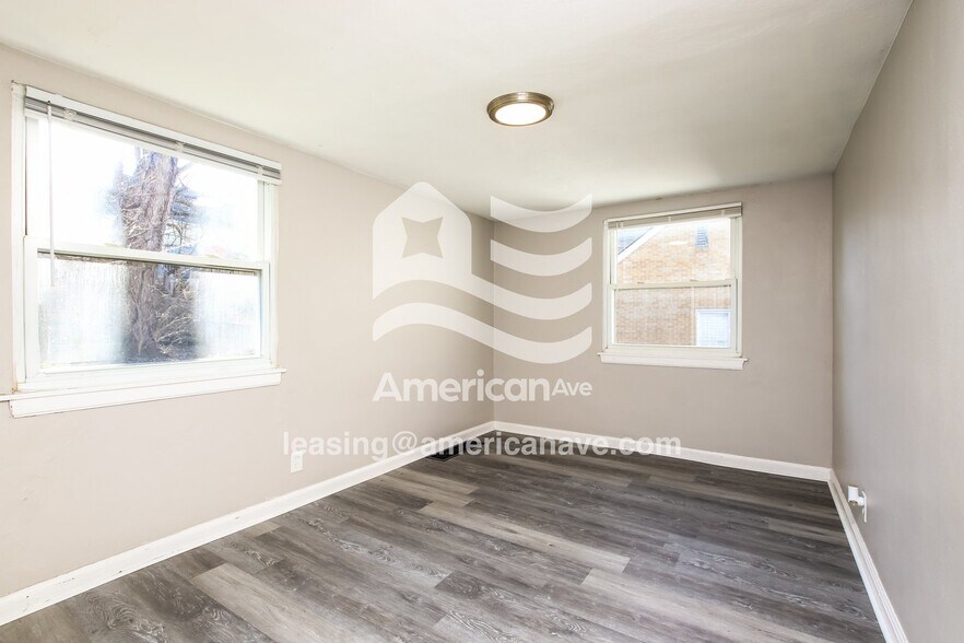 Building Photo - 1709 Campbell Dr