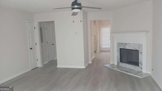 Building Photo - 5677 Wind Gate Ln