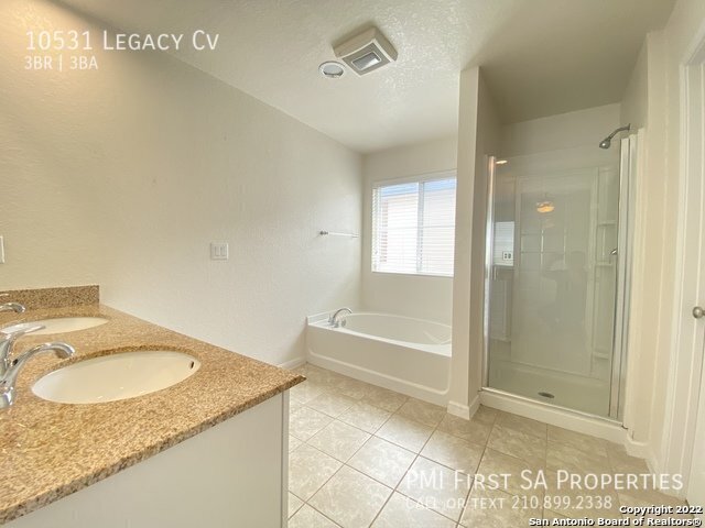 Building Photo - 10531 Legacy Cv