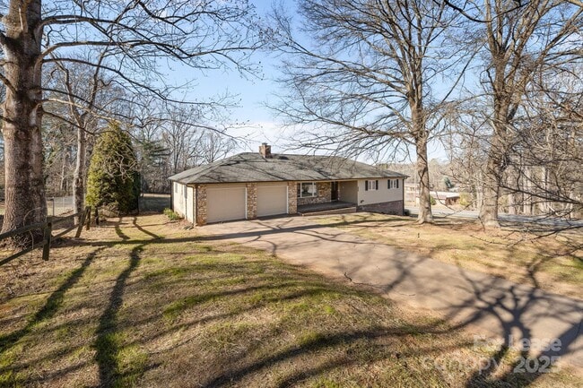 Building Photo - 130 Boulder Dr