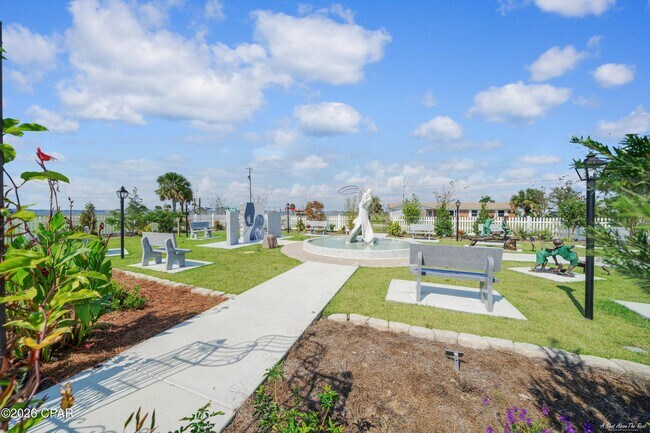 Building Photo - 404 Missouri Ave