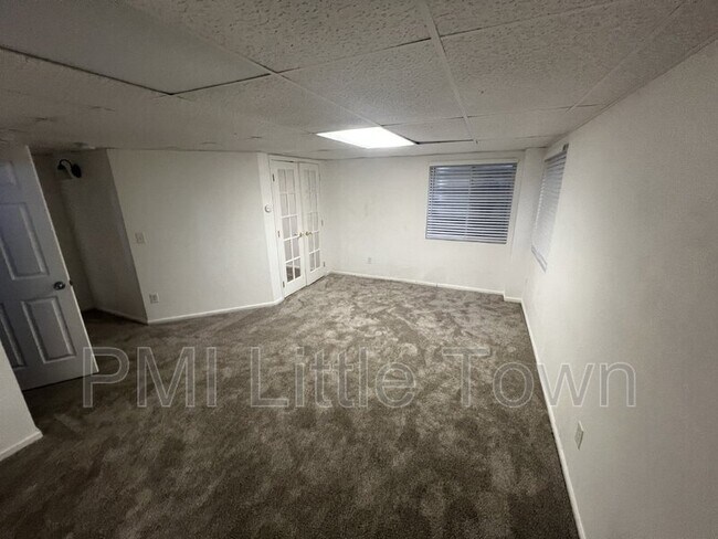 Building Photo - 10647 W Bellwood Pl