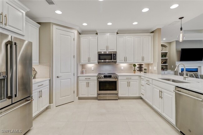 Building Photo - 9653 Montelanico Loop