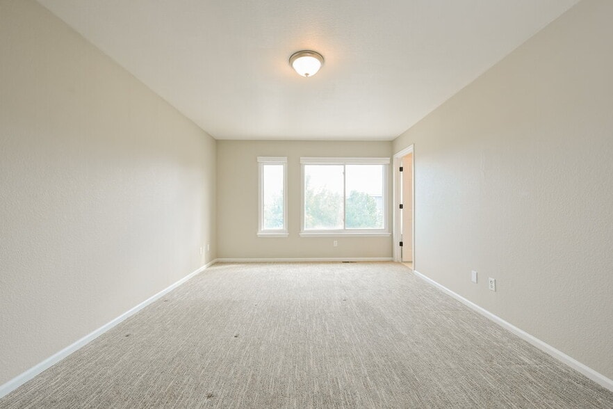 Building Photo - 4483 Lyndenwood Point