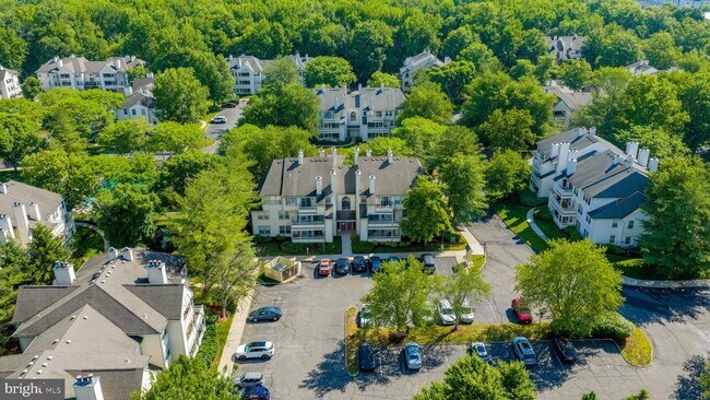 Building Photo - 101 Lassen Ct