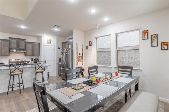 Building Photo - 1602 Harvest Glen Dr