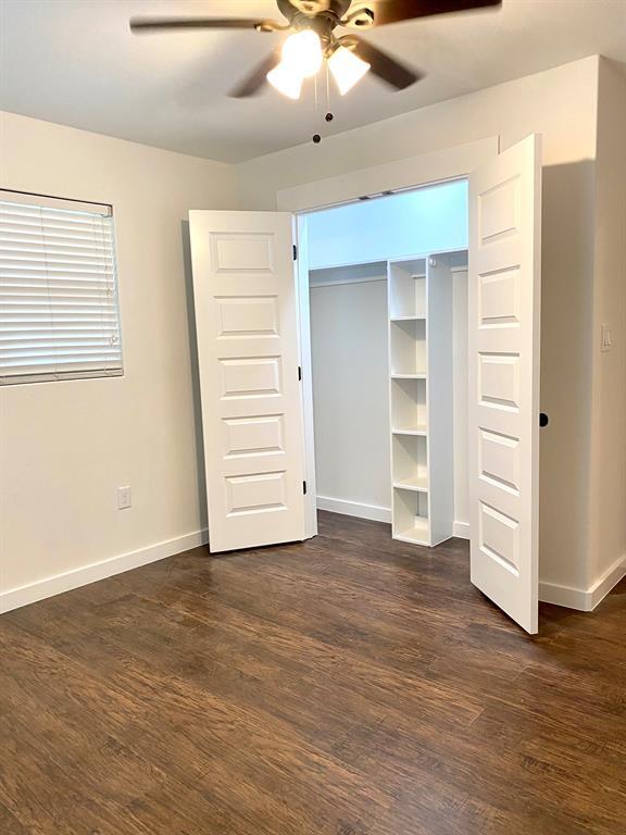 Building Photo - 12042 Carlsbad St