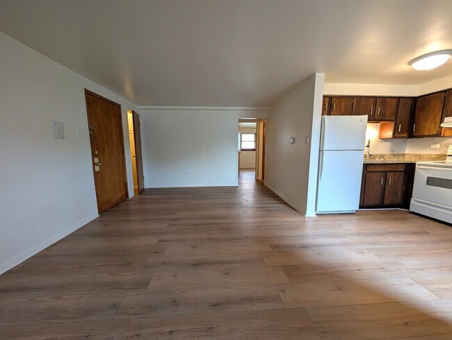 Building Photo - 4343 W 63rd St