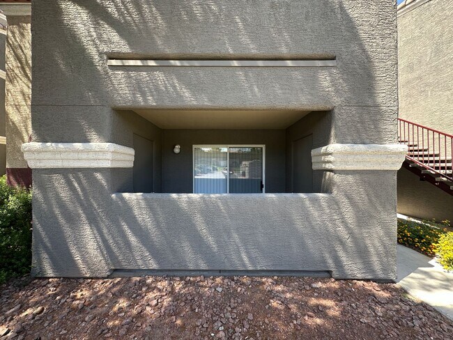 Building Photo - 5055 W Hacienda Ave