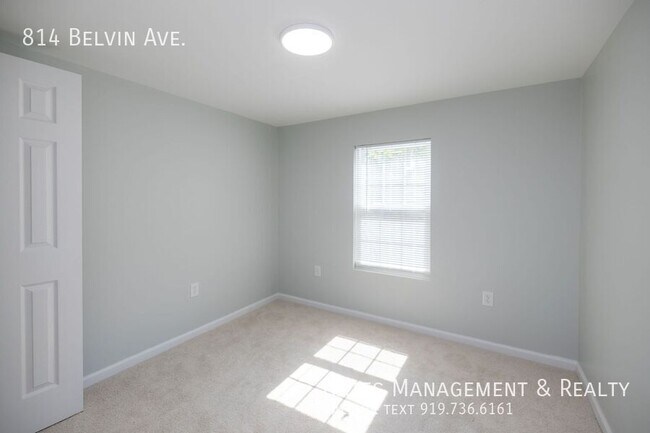 Building Photo - 814 Belvin Ave