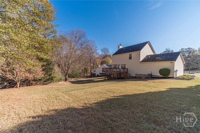 Building Photo - 670 Woodland Ridge Dr