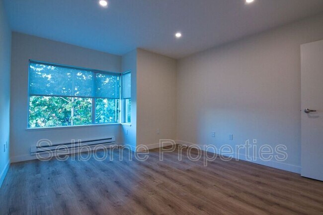 Building Photo - 1401 Jackson St