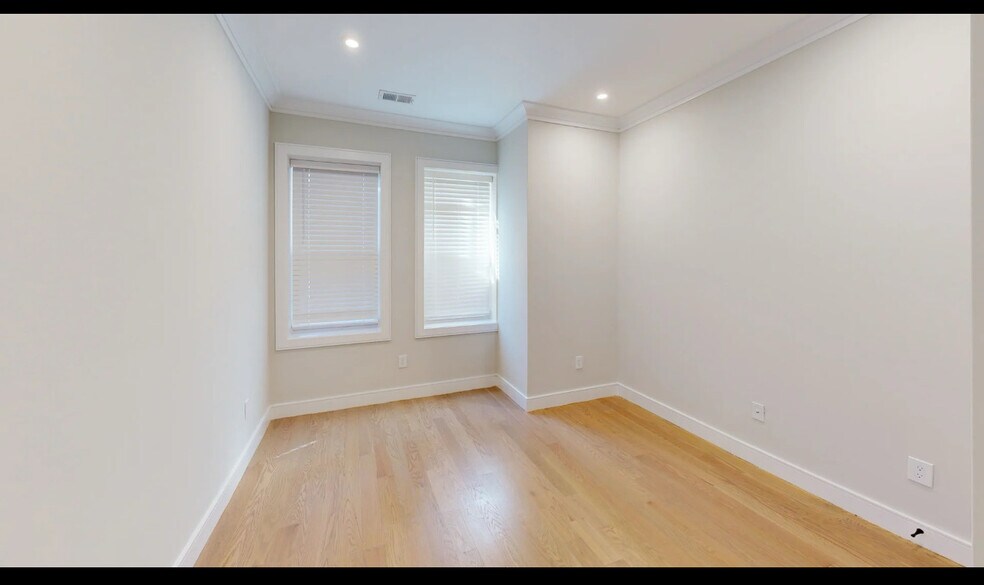 Building Photo - 48 Allston St