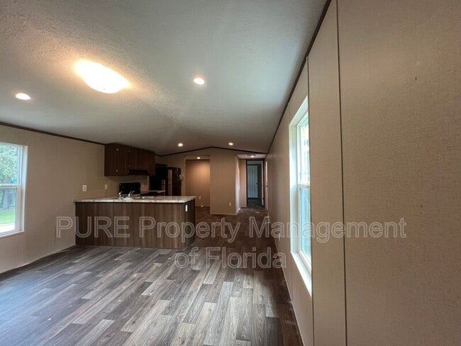 Building Photo - 16364 SE 57th St