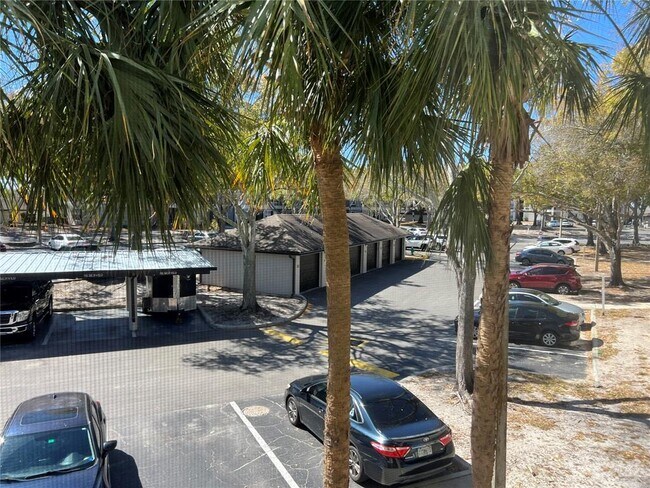 Building Photo - 8915 Latrec Ave